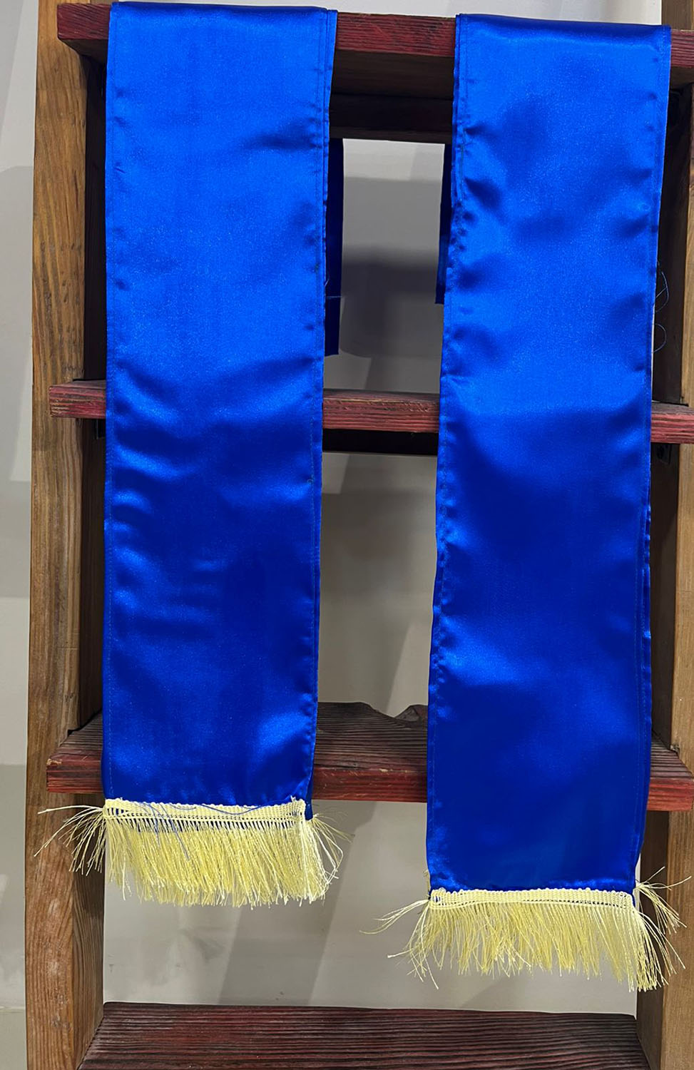 Divya India's Blue plain unisex Satin silk stole bring timeless elegance, making every wedding, anniversary, birthday, or celebration special by welcoming guests with warmth and grace.
