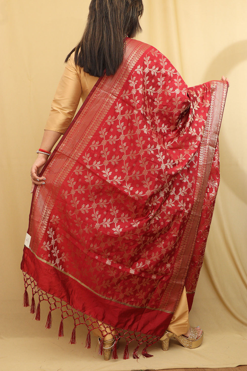 Elegant Maroon Banarasi Silk Dupatta