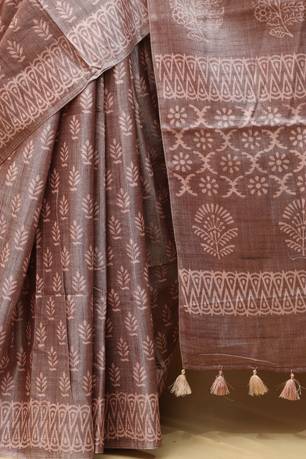 Soft and Elegant Pastel Bhagalpur Silk Saree - Luxurion World