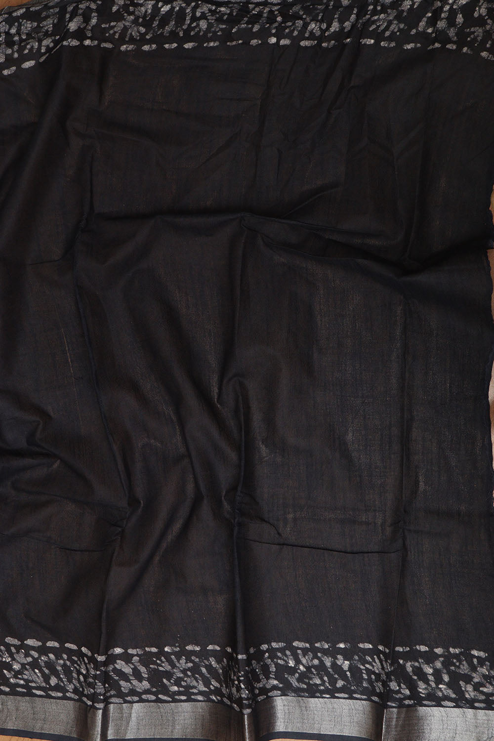 Elegant Dark Blue Linen Saree: Bhagalpur Beauty - Luxurion World