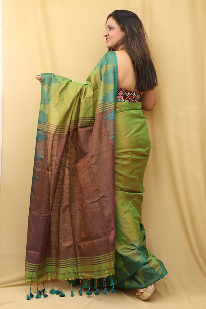 Ethnic Green Bengal Tissue Cotton Saree: Temple Border