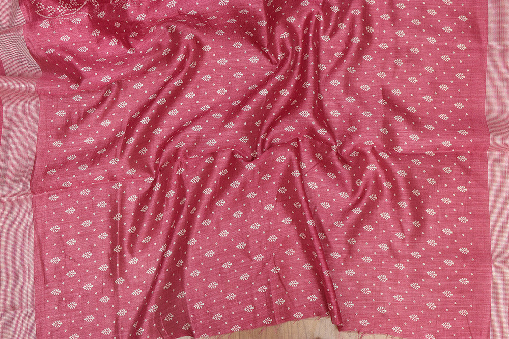 Stunning Pink Bandhani Silk Saree with Digital Print - Luxurion World