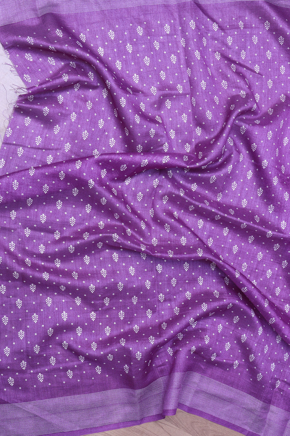 Stunning Purple Bandhani Silk Saree with Digital Print - Luxurion World
