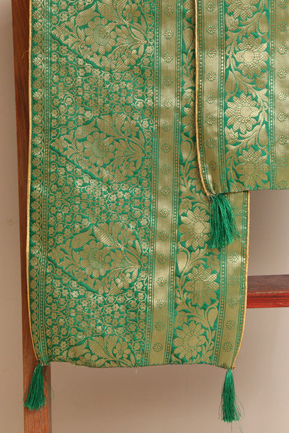 Luxurion World Customised Royal Swagat Stole/Dupatta – Elegant and Luxurious Green Banarasi Silk Stole With a Beautifully Matching Tassel for Welcoming Guests at Weddings, Anniversaries or Grand Celebratory Occasions - Luxurion World