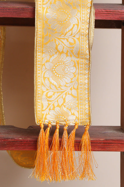 Divya India Customized Royal Swagat Stole ,Khesh, Patka, Gamcha, Dupatta – Elegant and Luxurious Yellow Banarasi Silk Stole With a Beautifully Matching Tassel & Brooch for Welcoming Guests at Weddings, Anniversaries or Grand Celebratory Occasions