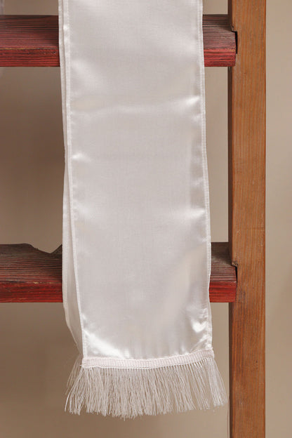 Luxurion World’s White plain unisex silk stole bring timeless elegance, making every wedding, anniversary, birthday, or celebration special by welcoming guests with warmth and grace
