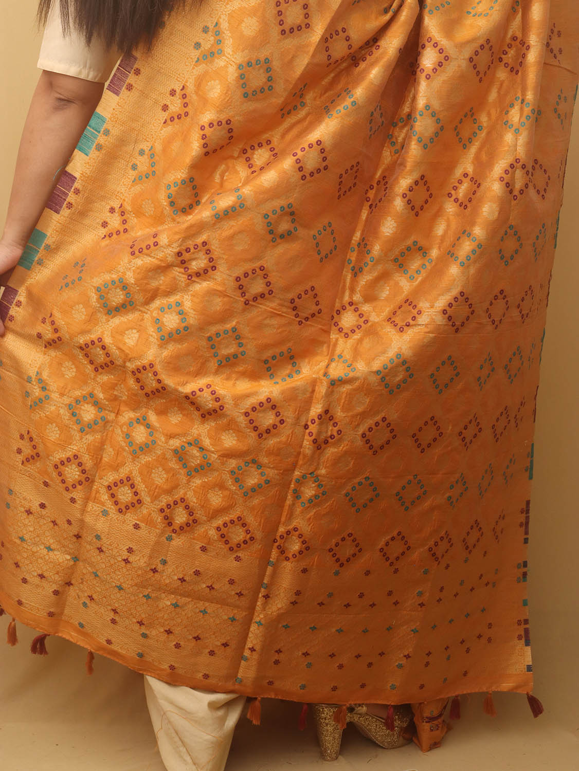 Yellow Banarasi Silk Bandhani Design Dupatta - divyaindia 