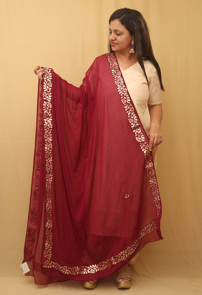 Purple Gota Patti Work Chiffon Dupatta - divyaindia 