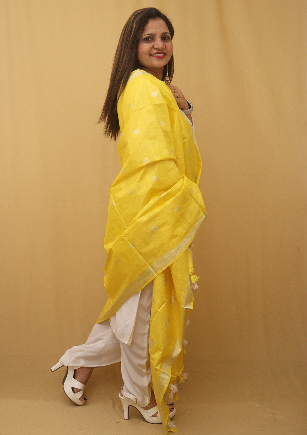 Yellow Bhagalpur Handloom Linen Cotton Dupatta - divyaindia 