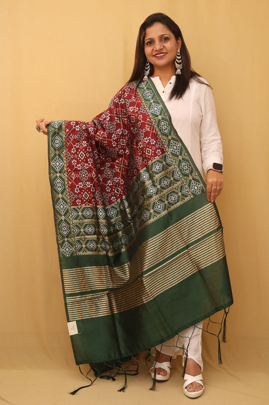 Maroon Patola Silk Dupatta - divyaindia 
