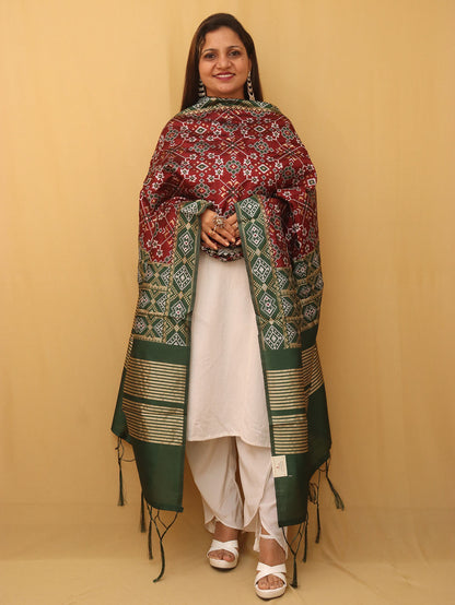 Maroon Patola Silk Dupatta - divyaindia 
