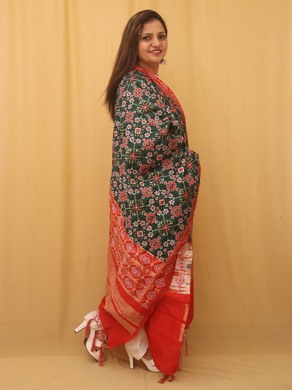 Green Patola Silk Dupatta - divyaindia 