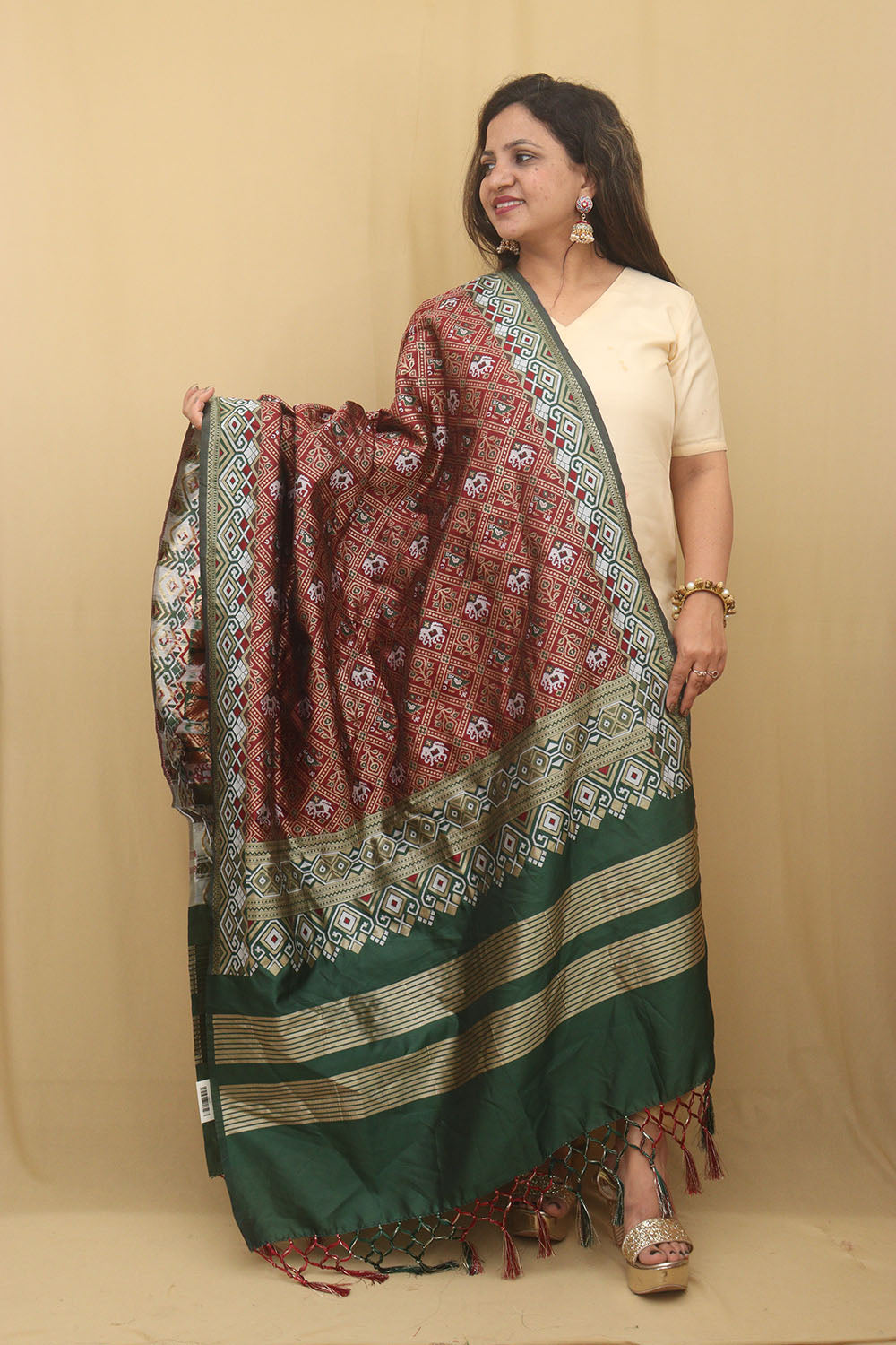 Maroon Patola Silk Dupatta: Timeless Elegance
