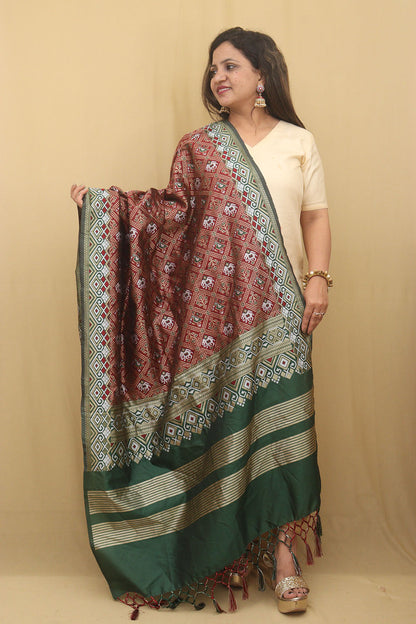 Maroon Patola Silk Dupatta: Timeless Elegance