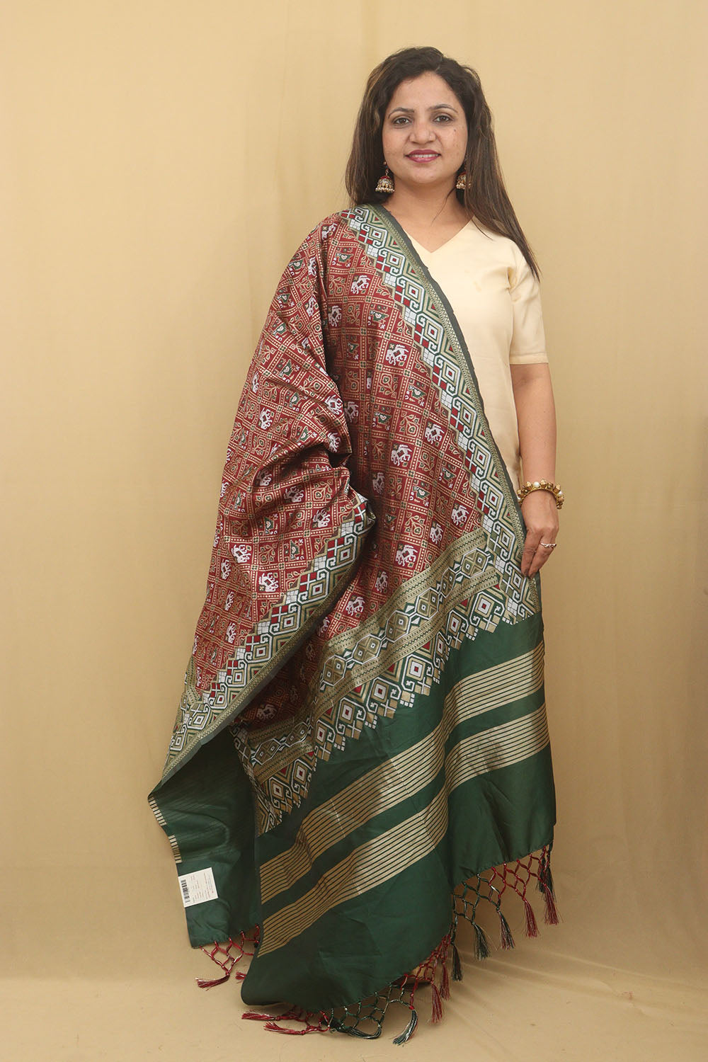Maroon Patola Silk Dupatta: Timeless Elegance
