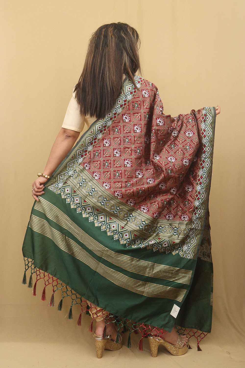 Maroon Patola Silk Dupatta: Timeless Elegance