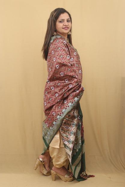 Maroon Patola Silk Dupatta: Timeless Elegance