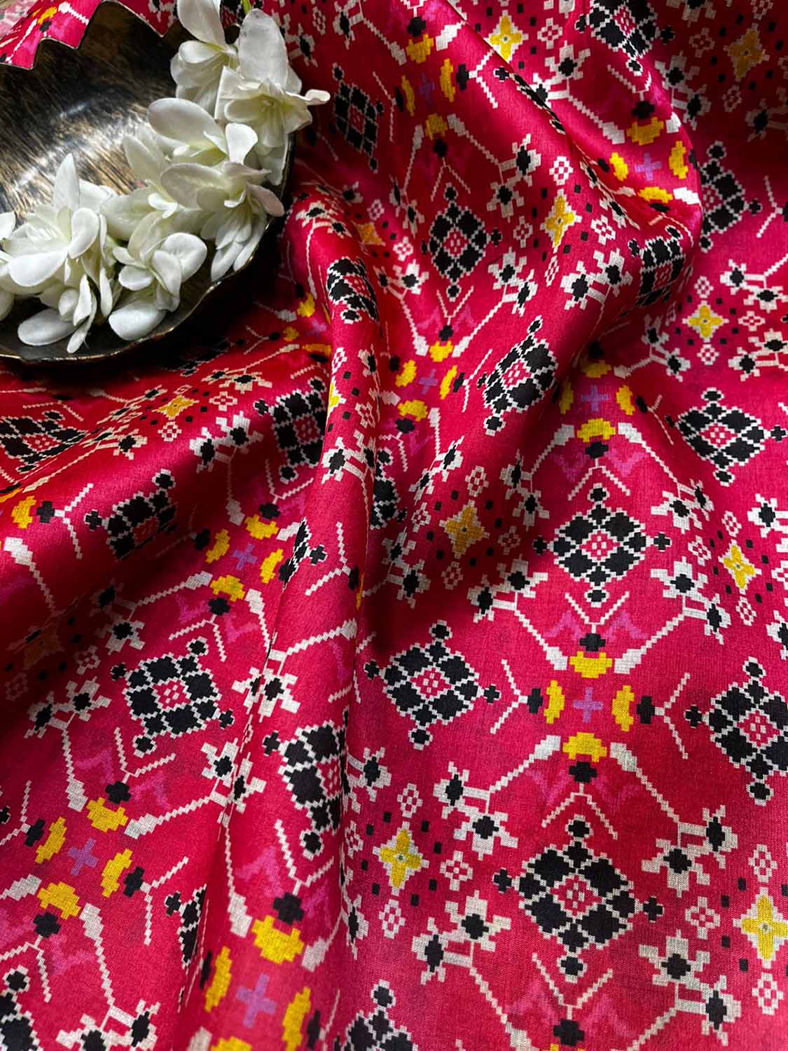 Stunning Pink Patola Design Tussar Silk Fabric (1 Mtr)