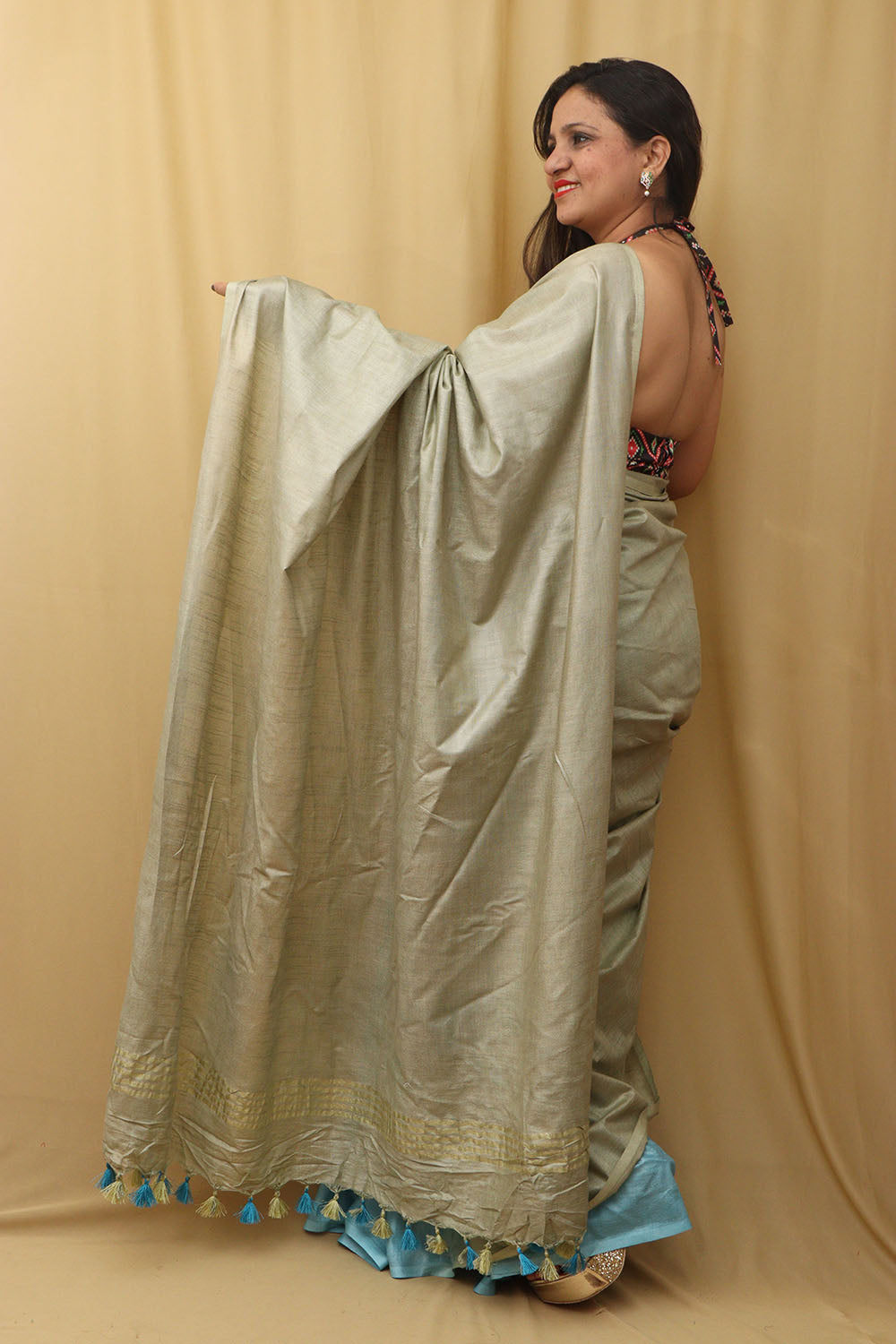 Elegant Grey & Blue Linen Saree from Bhagalpur