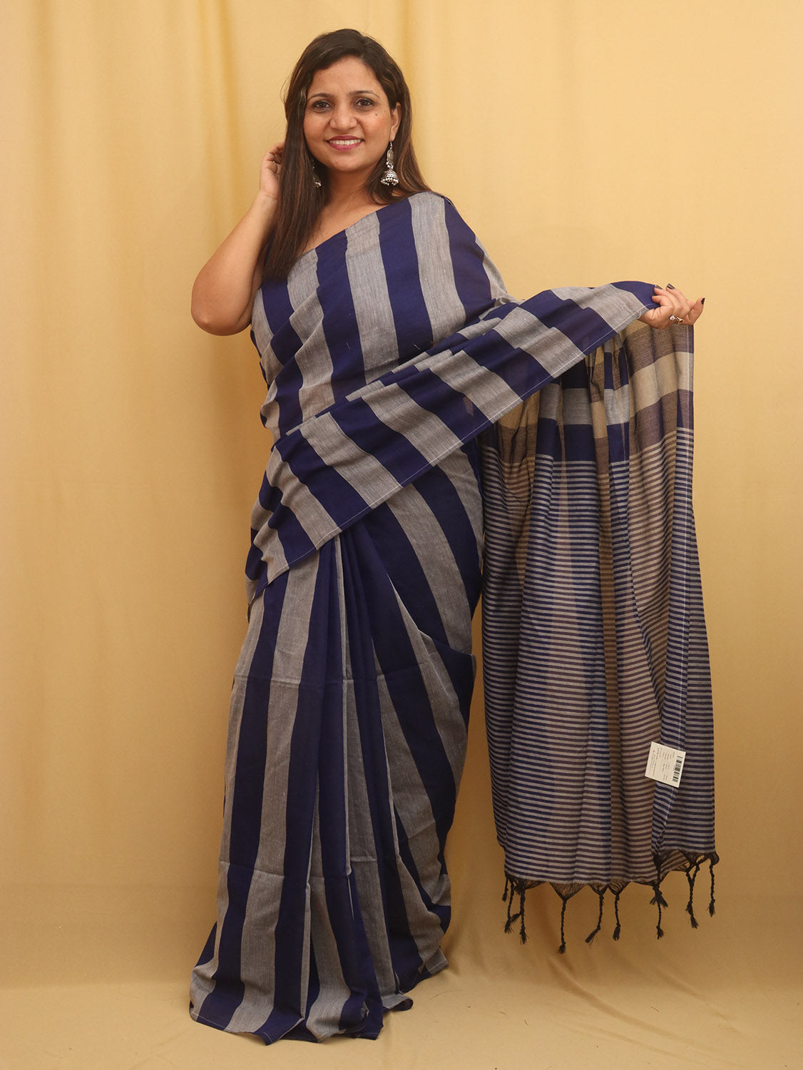 Grey And Blue Bengal Cotton Stripe Design Saree - divyaindia 
