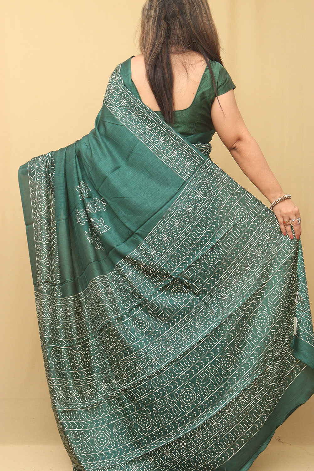 Stunning Green Bandhani Silk Saree with Digital Print