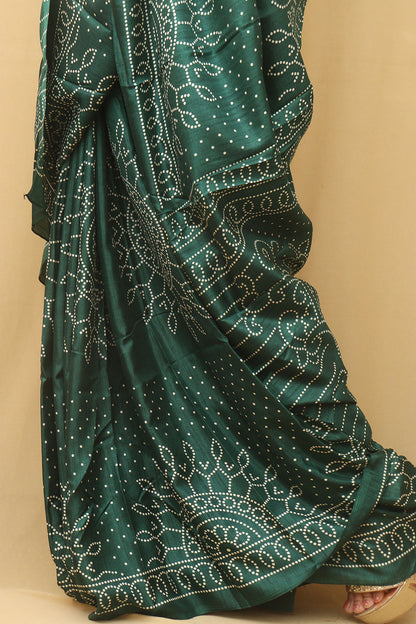 Stunning Green Bandhani Silk Saree with Digital Print