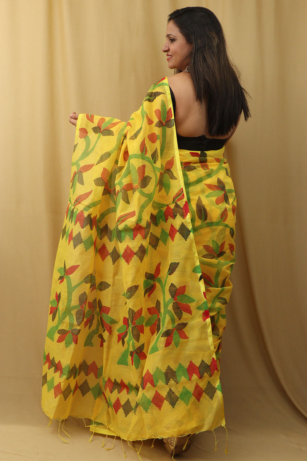 Yellow Jamdani Tussar Silk Saree: Elegant & Stylish