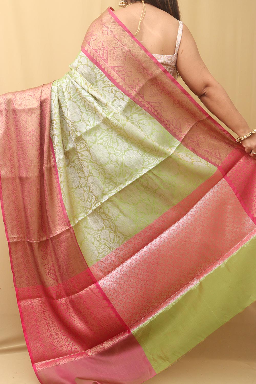 Emerald Elegance: Green Kanjeevaram Silk Saree