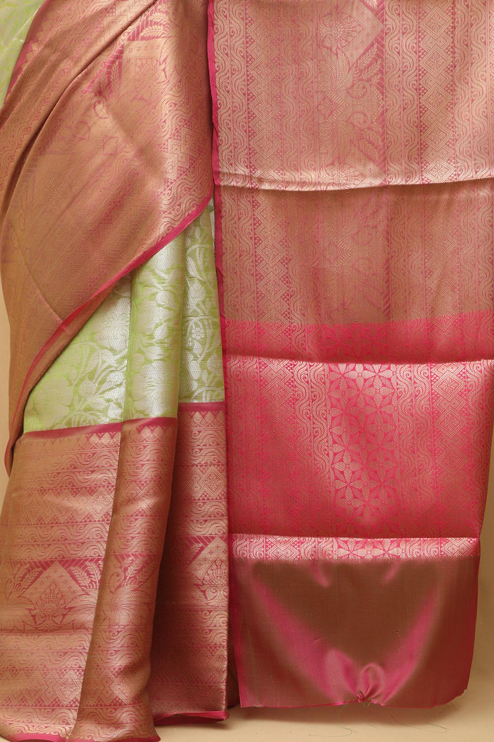 Emerald Elegance: Green Kanjeevaram Silk Saree