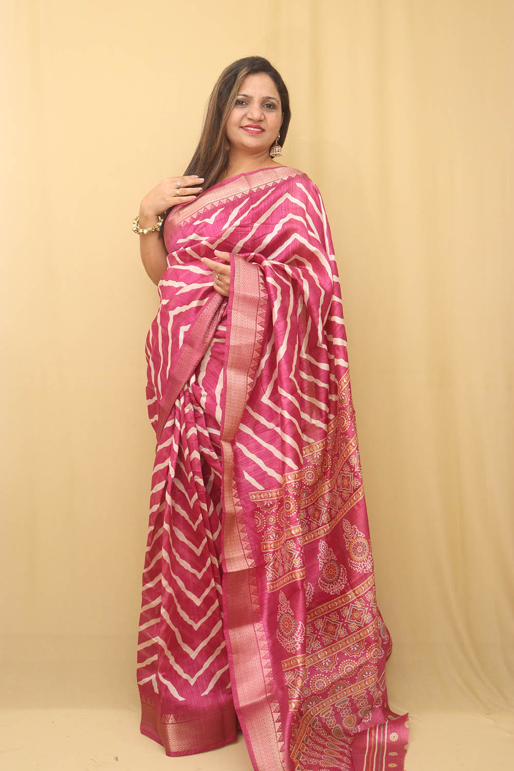 Stunning Pink Leheriya Tussar Silk Saree