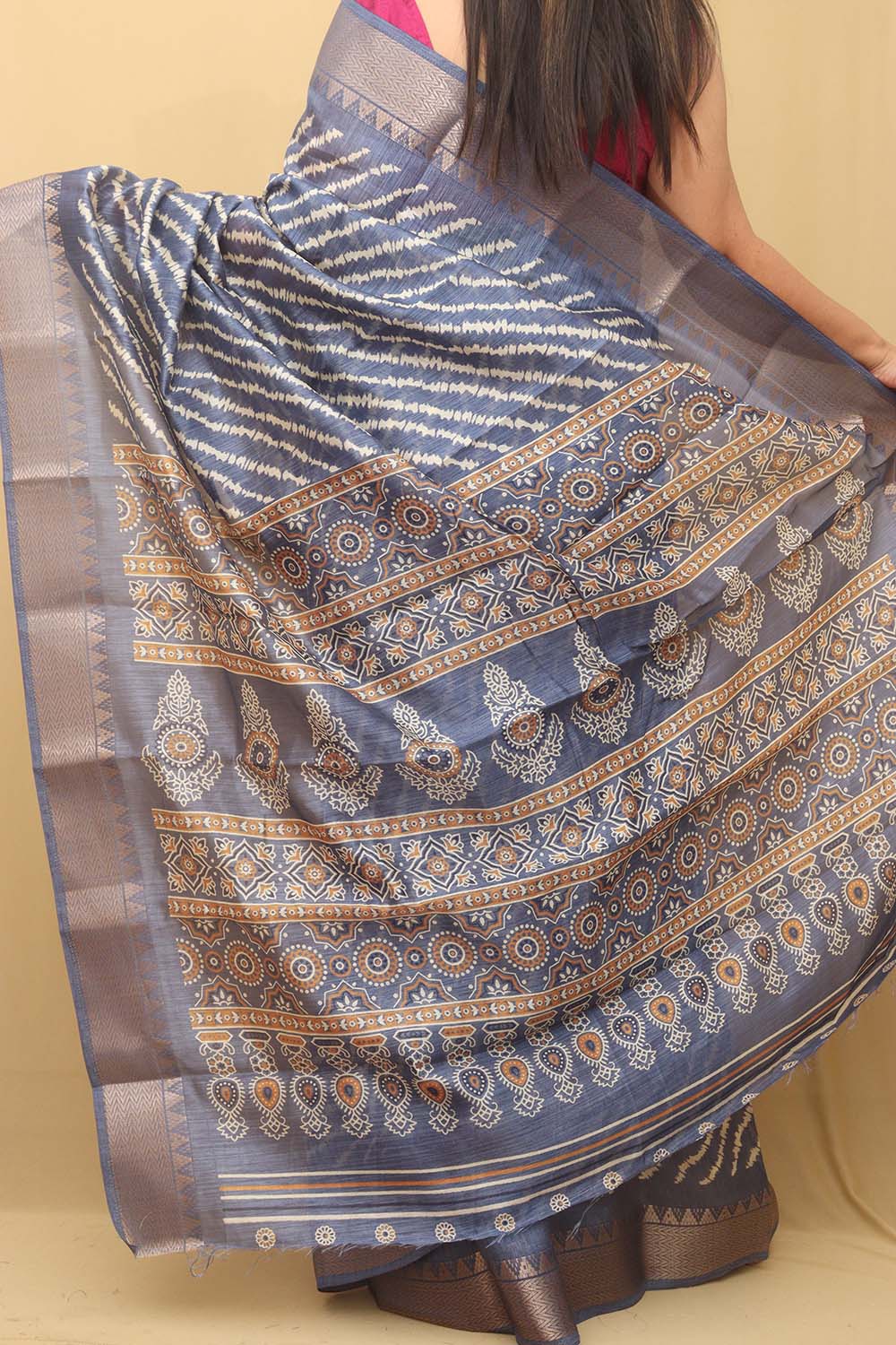 Blue Leheriya Tussar Silk Saree: Elegant and Timeless