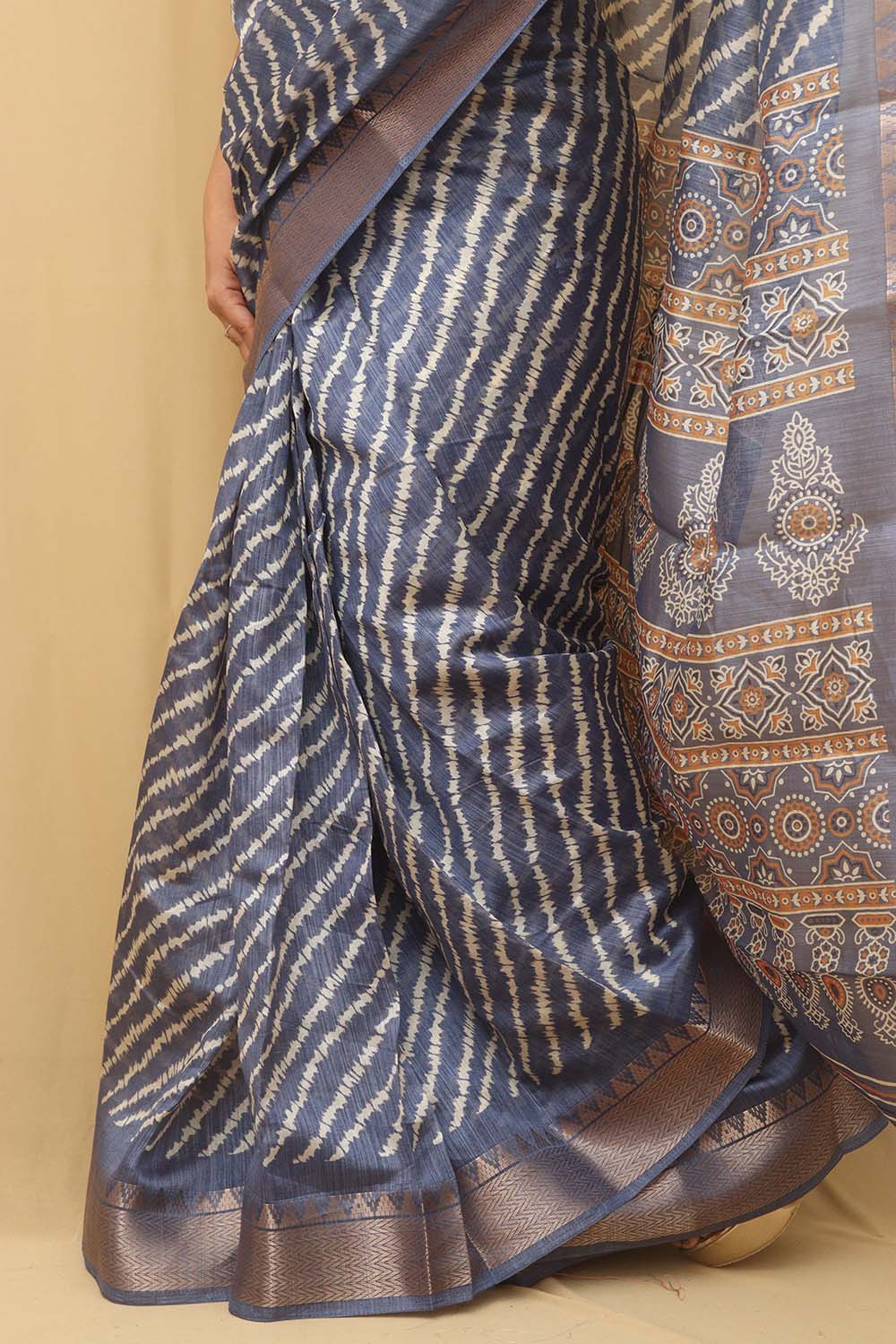 Blue Leheriya Tussar Silk Saree: Elegant and Timeless