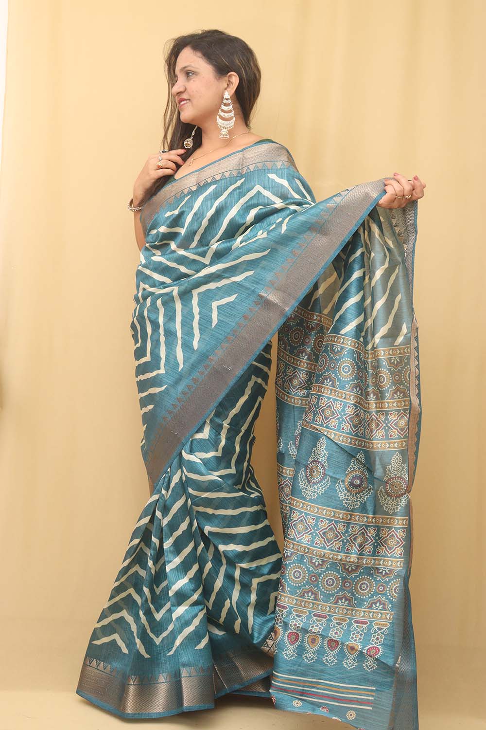Blue Leheriya Tussar Silk Saree: Elegant and Timeless