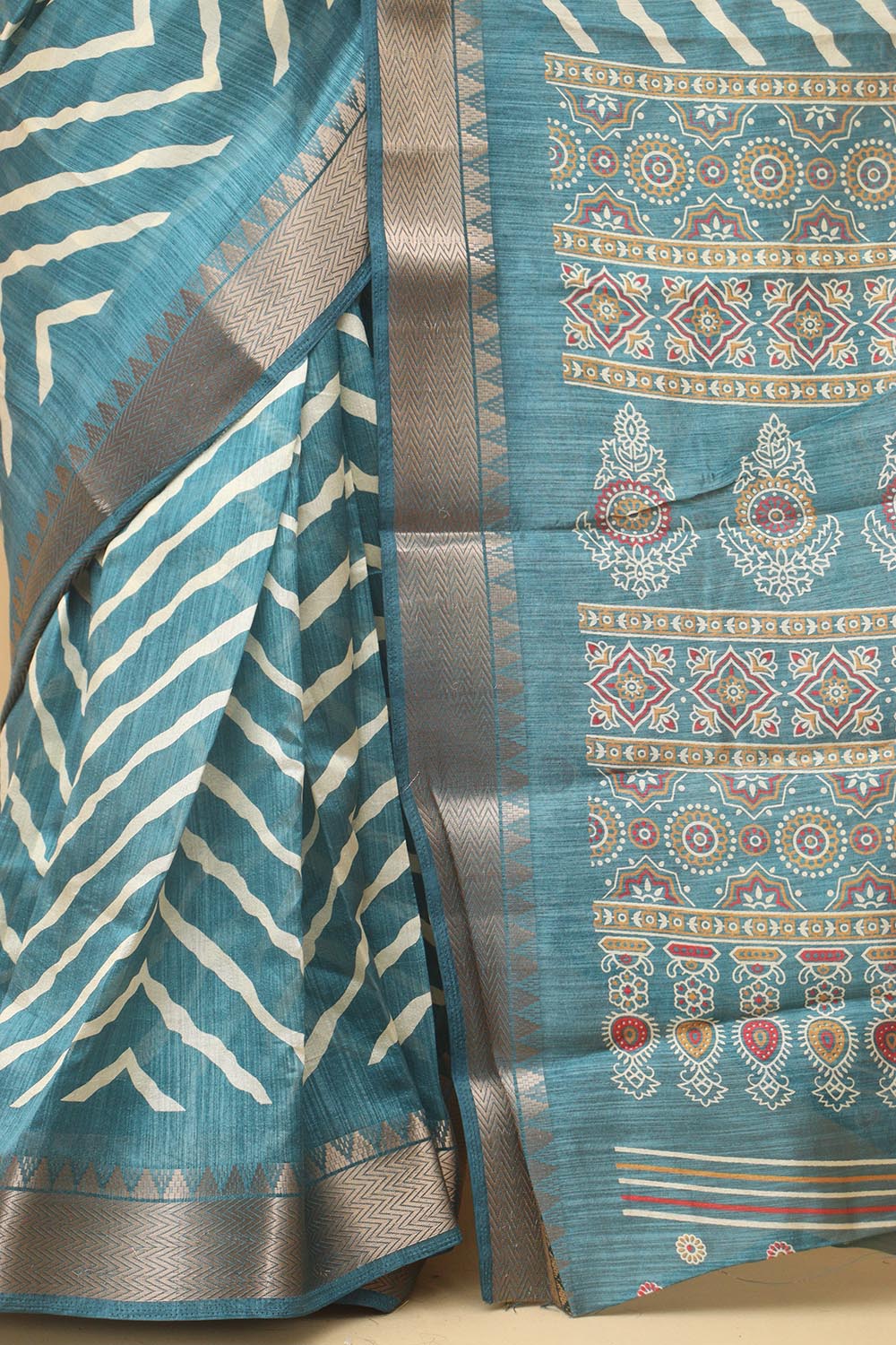 Blue Leheriya Tussar Silk Saree: Elegant and Timeless