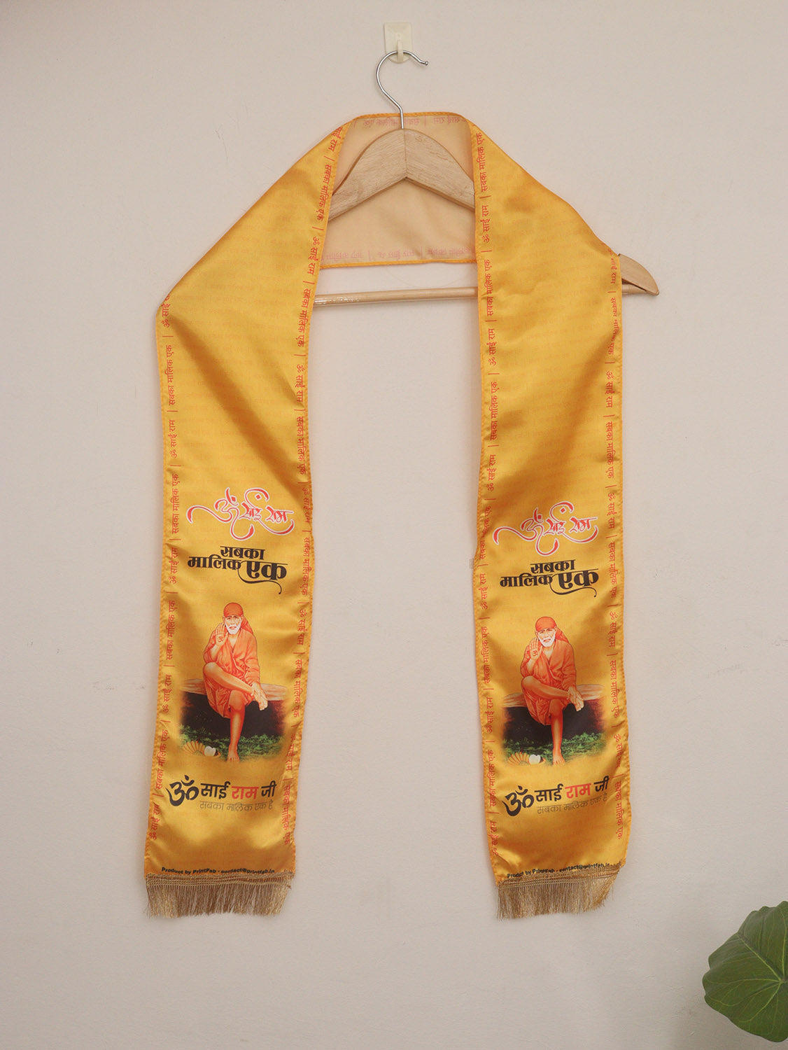 Spiritual Sai Baba Stole: Divine Accessory for Devotees (Set of 10)