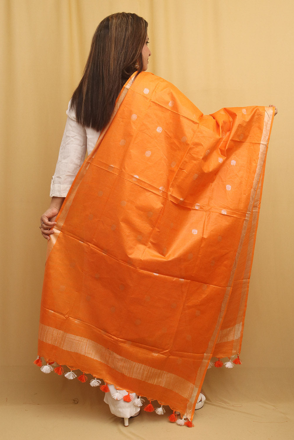 Orange Bhagalpur Handloom Linen Cotton Dupatta - divyaindia 