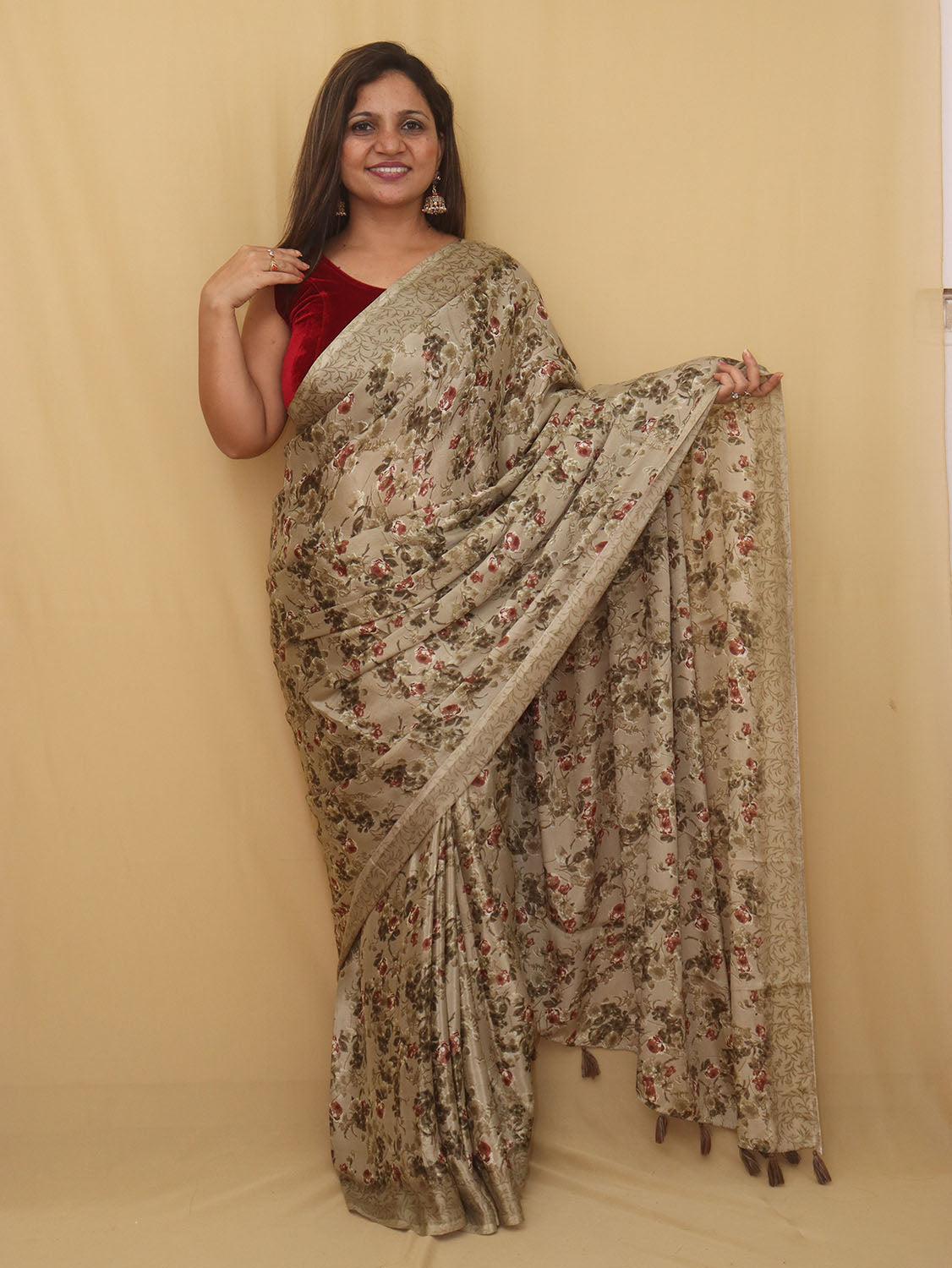 Pastel Digital Printed Crepe Floral Design Saree