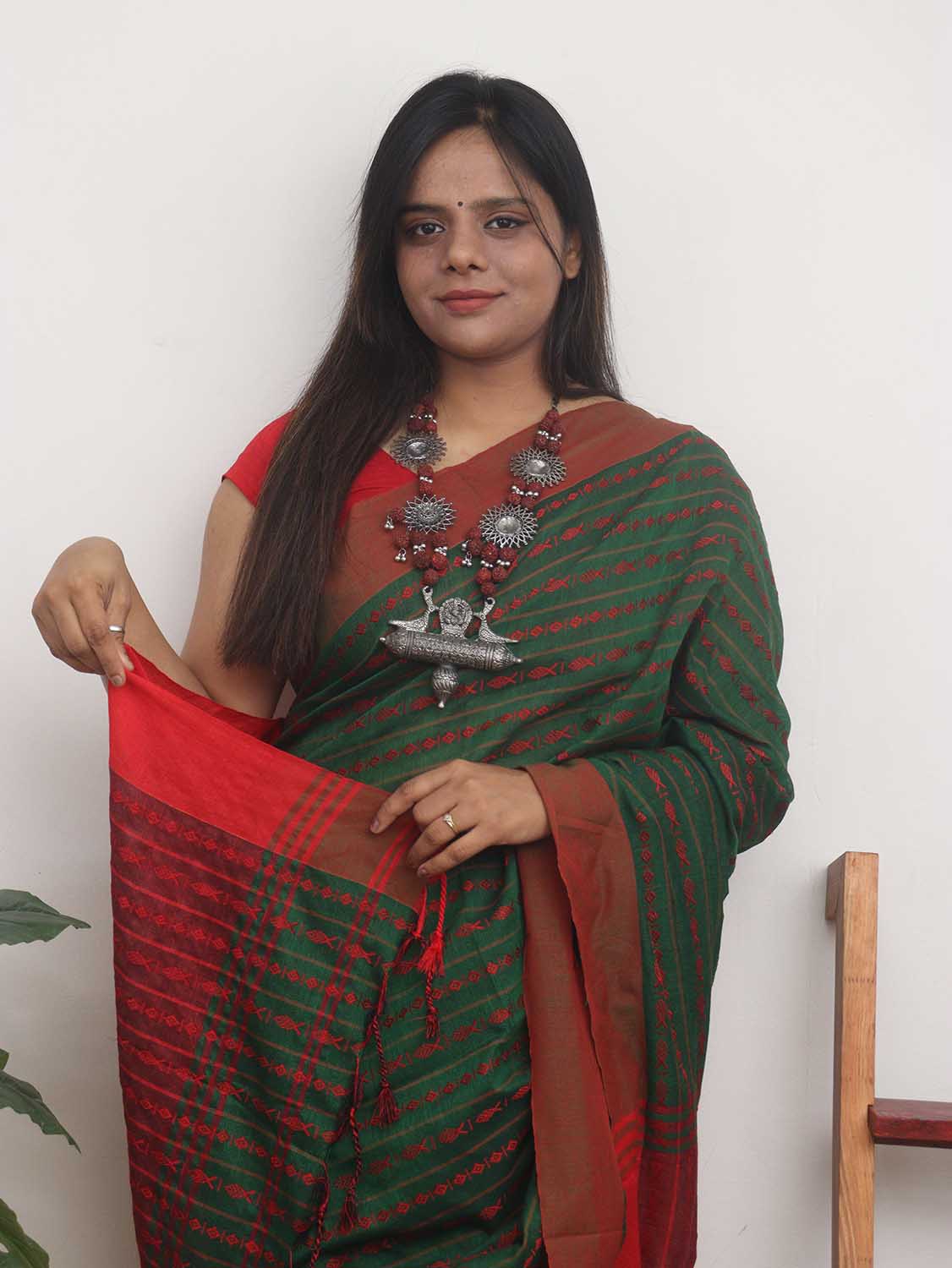 Green Handloom Bengal Cotton Saree - divyaindia 